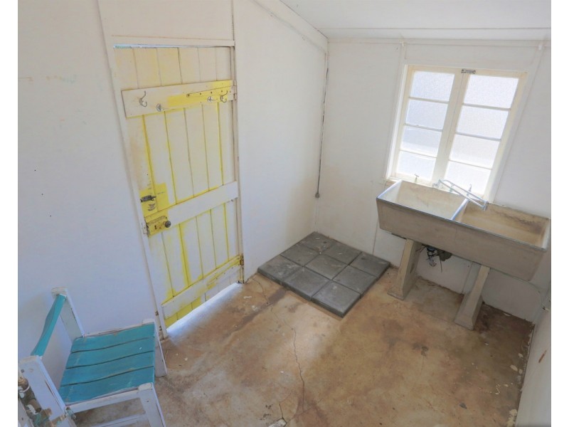 6 Camellia Street, Kinka Beach QLD 4703
