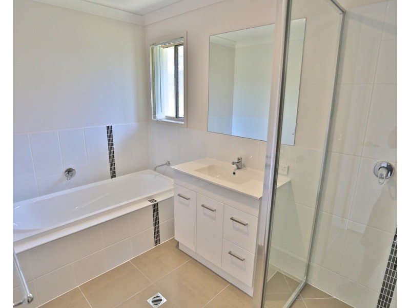 11 Beachside Circuit, Mulambin QLD 4703