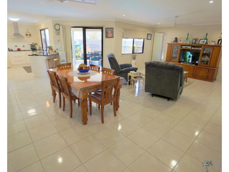 21 Cocoanut Point Drive, Zilzie QLD 4710