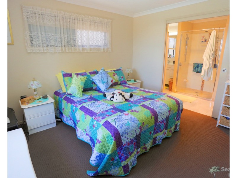 21 Cocoanut Point Drive, Zilzie QLD 4710