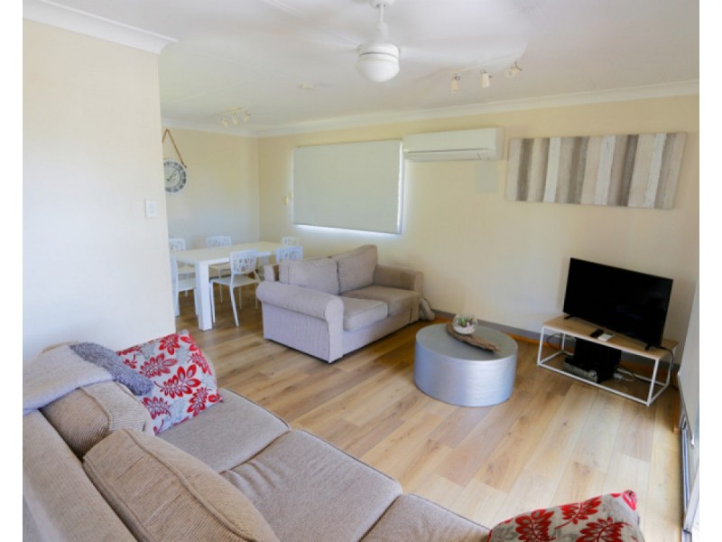 28 Wood Street, Emu Park QLD 4710