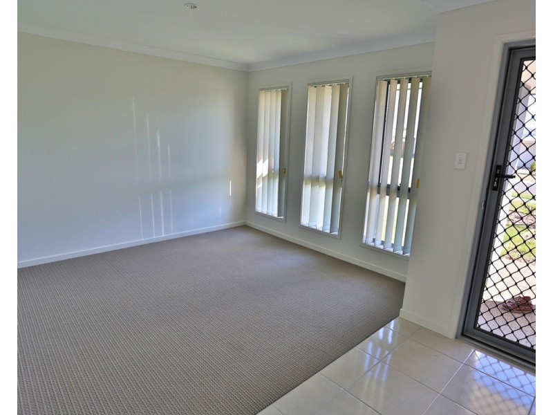 9 Waterpark Drive, Mulambin QLD 4703