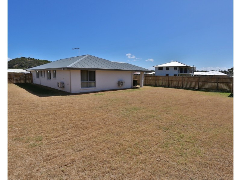 9 Waterpark Drive, Mulambin QLD 4703
