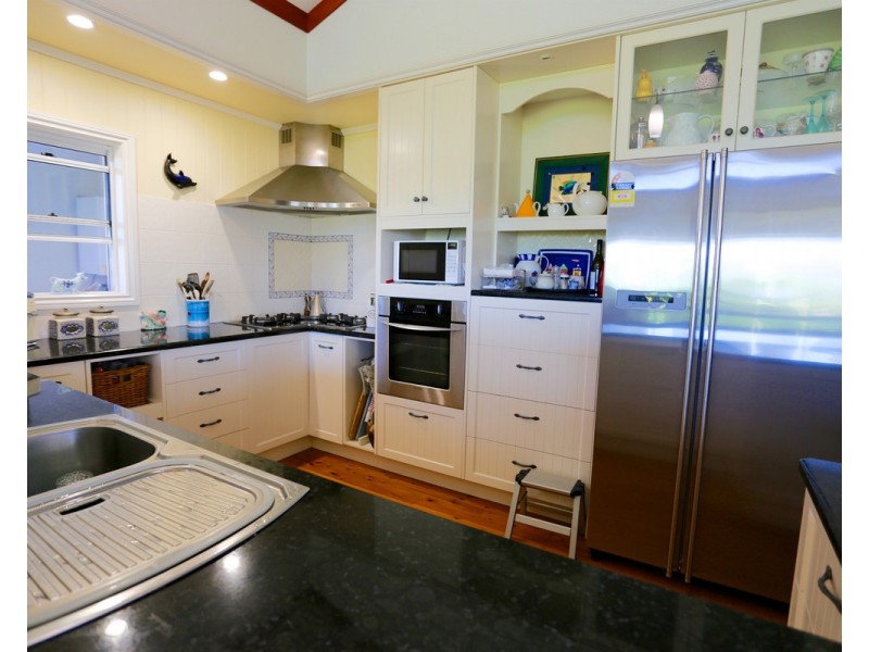 12 Coral Close, Zilzie QLD 4710