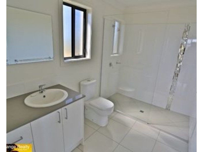 36 Falcon Crest, Zilzie QLD 4710