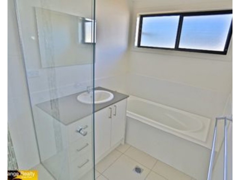 36 Falcon Crest, Zilzie QLD 4710