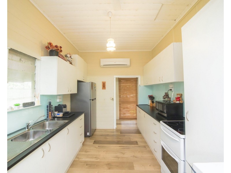 122 Western Street, West Rockhampton QLD 4700