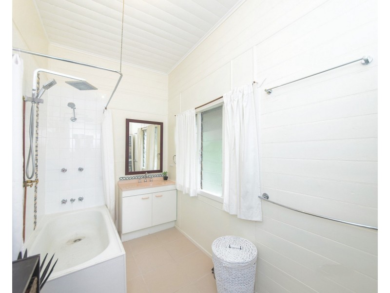 122 Western Street, West Rockhampton QLD 4700