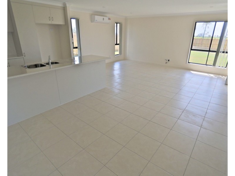 95 Monaco Drive, Zilzie QLD 4710