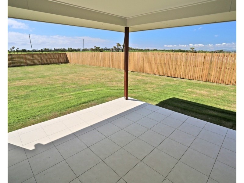 95 Monaco Drive, Zilzie QLD 4710