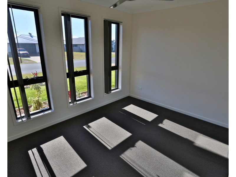 5 Eagle Heights, Zilzie QLD 4710