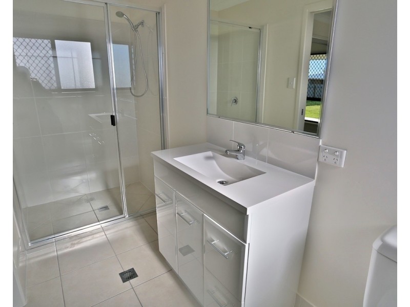 9 Eagle Heights, Zilzie QLD 4710