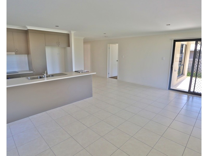 9 Eagle Heights, Zilzie QLD 4710