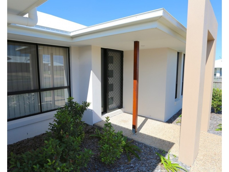 6 Falcon Crest, Zilzie QLD 4710