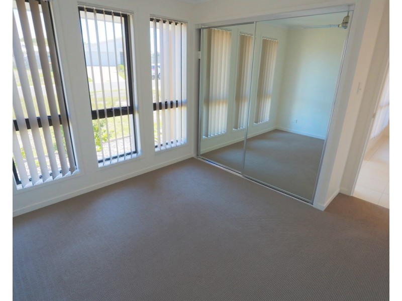 6 Falcon Crest, Zilzie QLD 4710