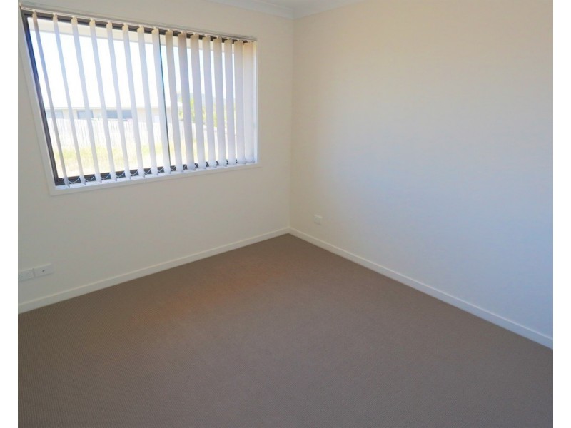 6 Falcon Crest, Zilzie QLD 4710