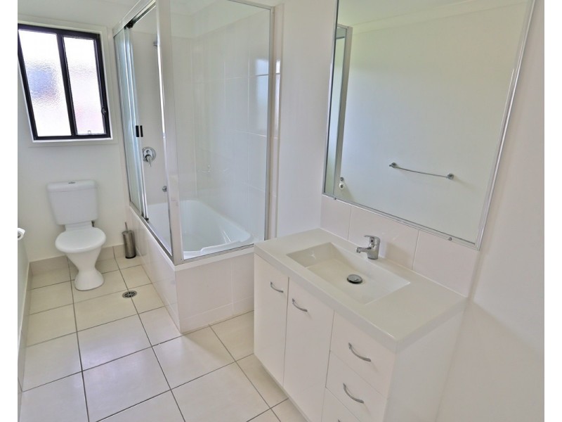 32 The Ridge Way, Zilzie QLD 4710