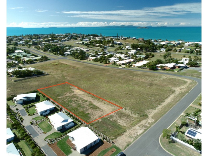 37-39 Thomas Street, Emu Park QLD 4710