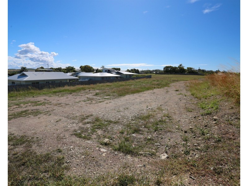 37-39 Thomas Street, Emu Park QLD 4710