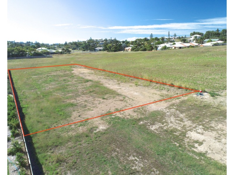 37-39 Thomas Street, Emu Park QLD 4710