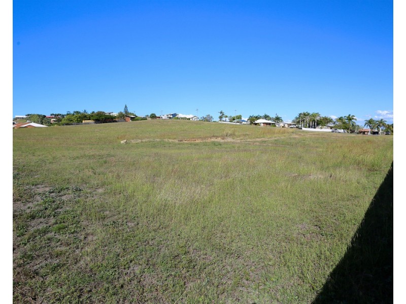 37-39 Thomas Street, Emu Park QLD 4710