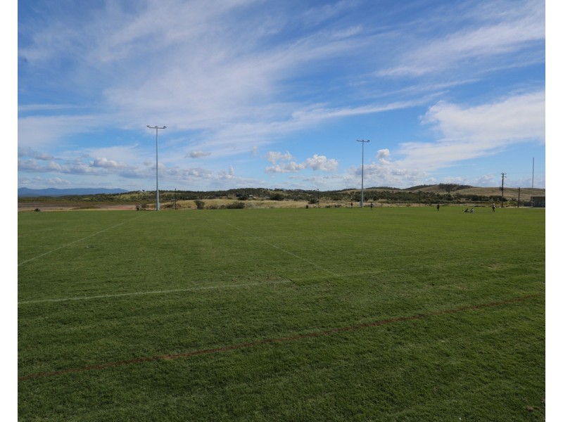 37-39 Thomas Street, Emu Park QLD 4710