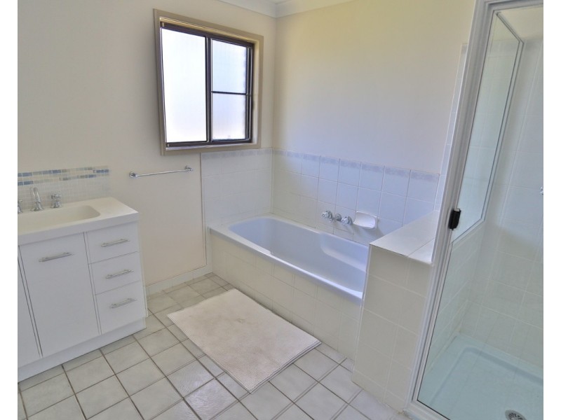 29 Claude Street, Emu Park QLD 4710