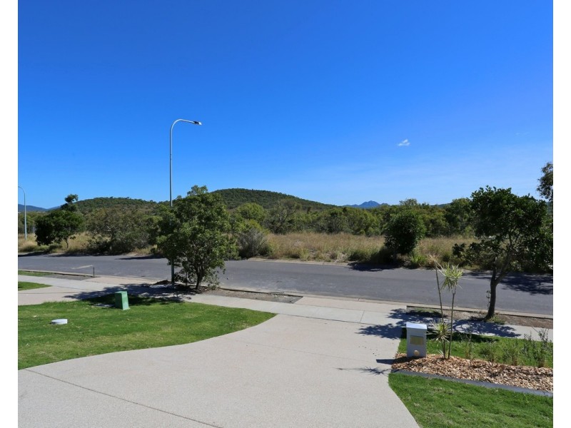 81 Cocoanut Point Drive, Zilzie QLD 4710