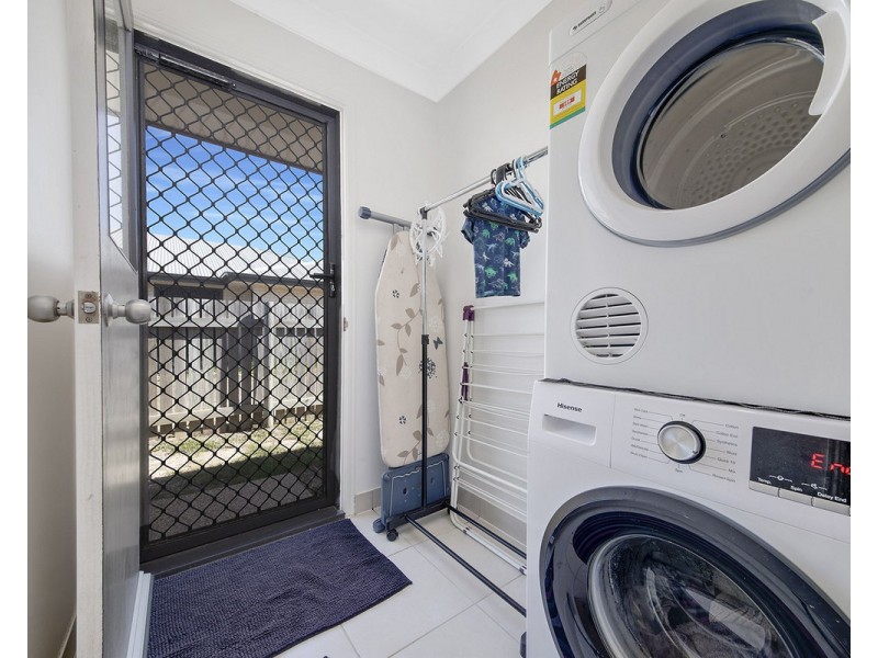 27 Amalfi Drive, Zilzie QLD 4710