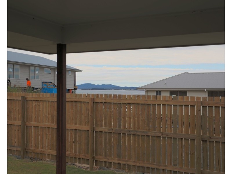 6 Ocean View Drive, Zilzie QLD 4710