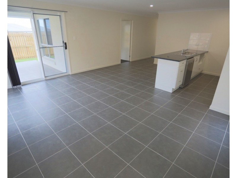 6 Ocean View Drive, Zilzie QLD 4710