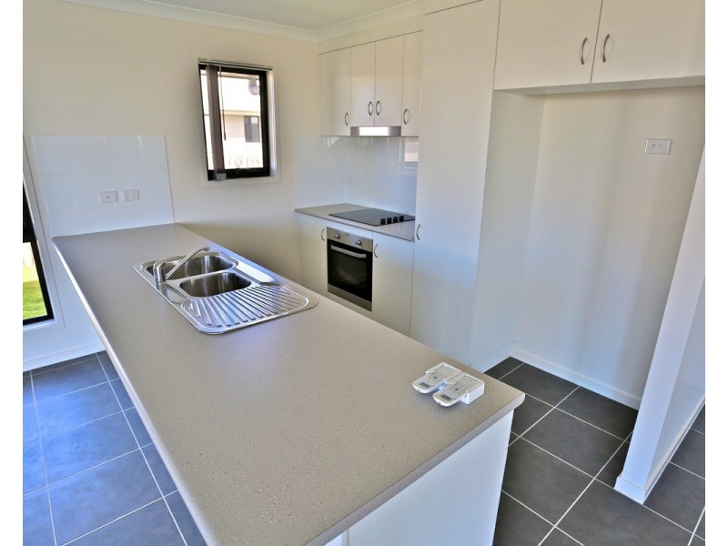 33 New Forest Road, Zilzie QLD 4710