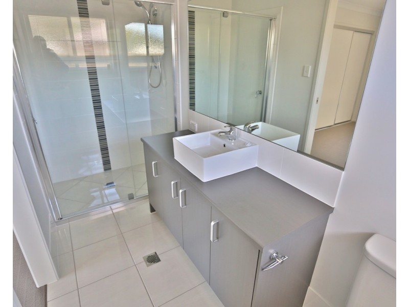 2 Aqua Lane, Mulambin QLD 4703