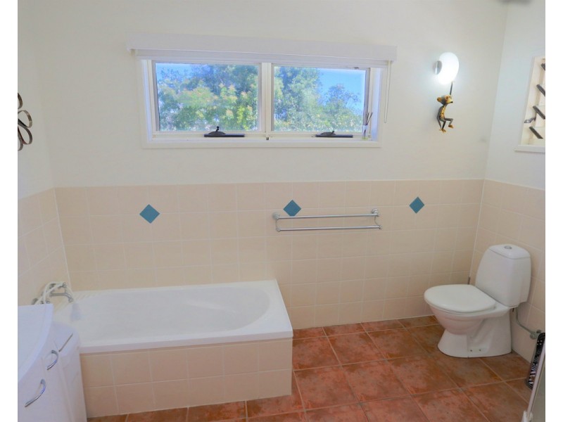 4-6 Kennedy Street, Zilzie QLD 4710