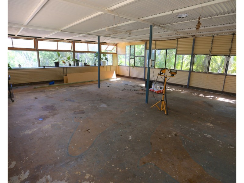 837 Coowonga Road, Keppel Sands QLD 4702