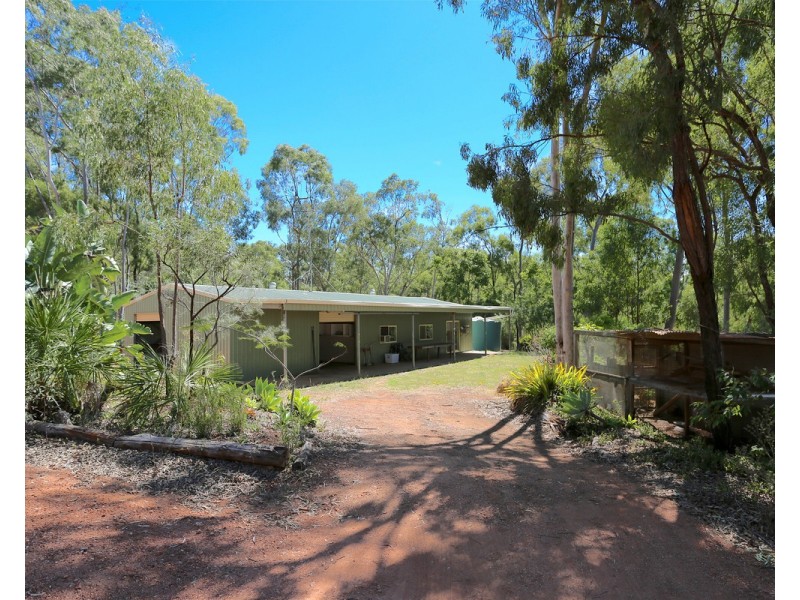 837 Coowonga Road, Keppel Sands QLD 4702