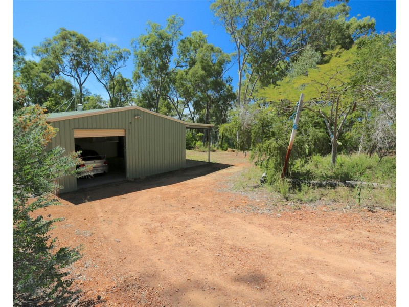 837 Coowonga Road, Keppel Sands QLD 4702