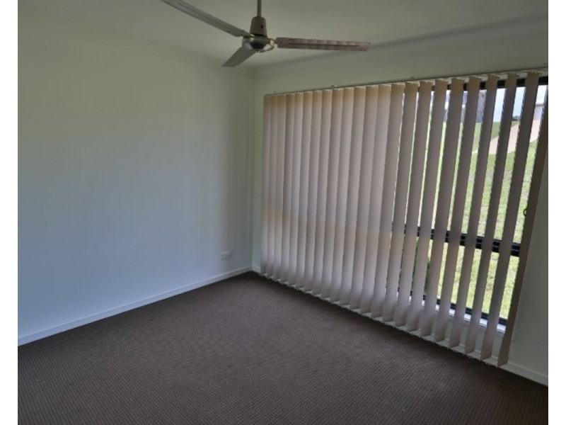 3 The Peak, Zilzie QLD 4710