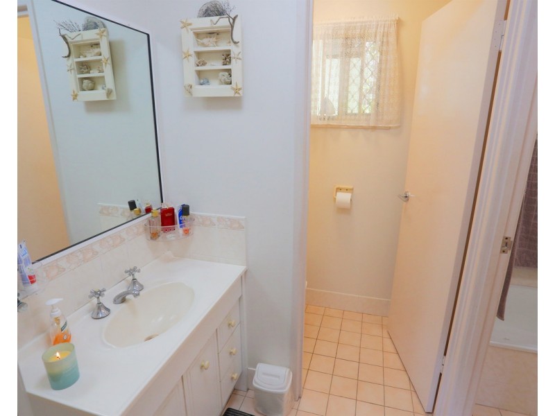 23 Thomas Street, Emu Park QLD 4710