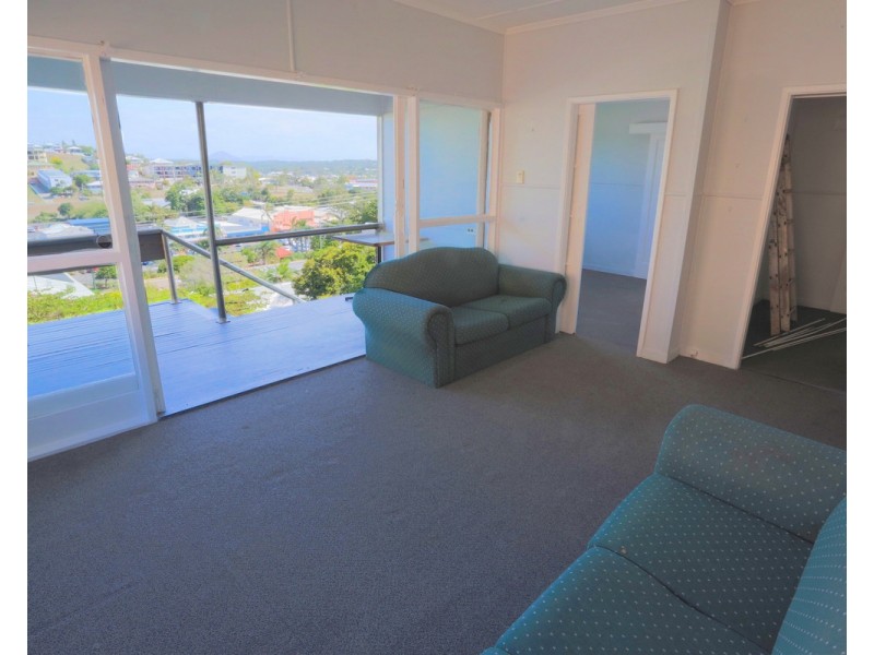 11 Raymond Terrace, Yeppoon QLD 4703