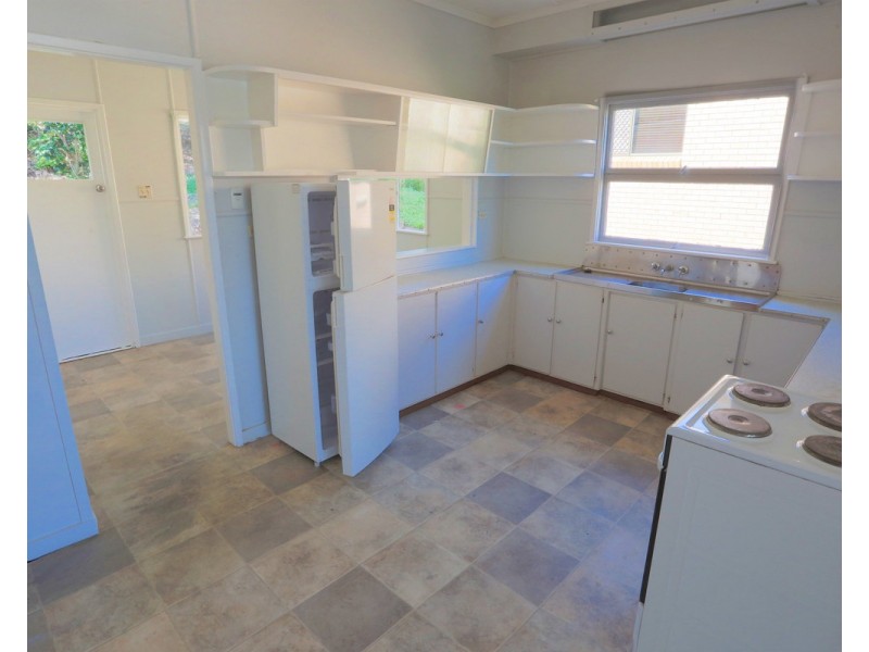 11 Raymond Terrace, Yeppoon QLD 4703