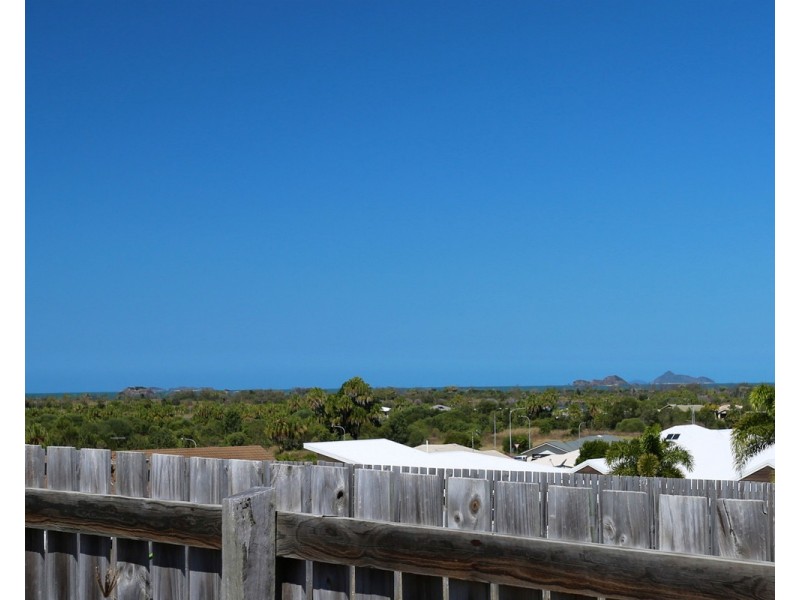 7 The Link, Zilzie QLD 4710