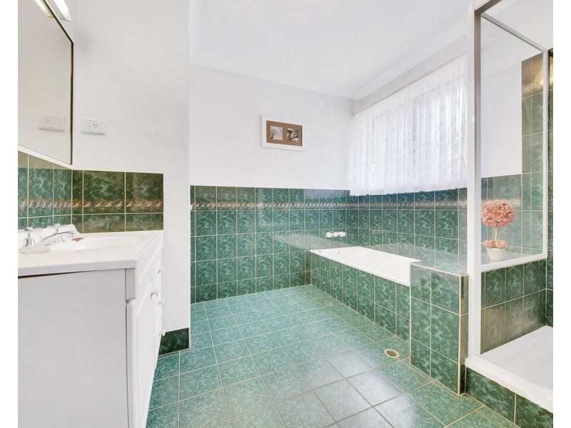 4 Karen Court, Zilzie QLD 4710