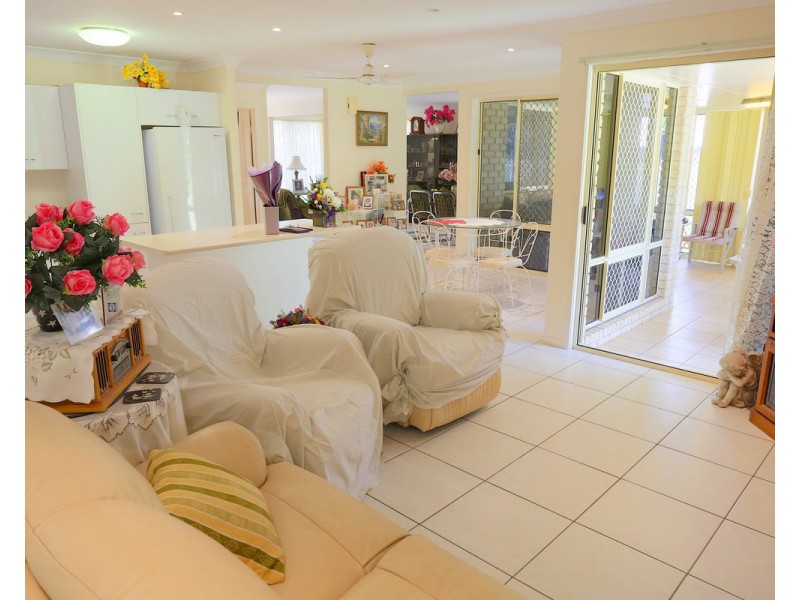 12 Haven Road, Emu Park QLD 4710