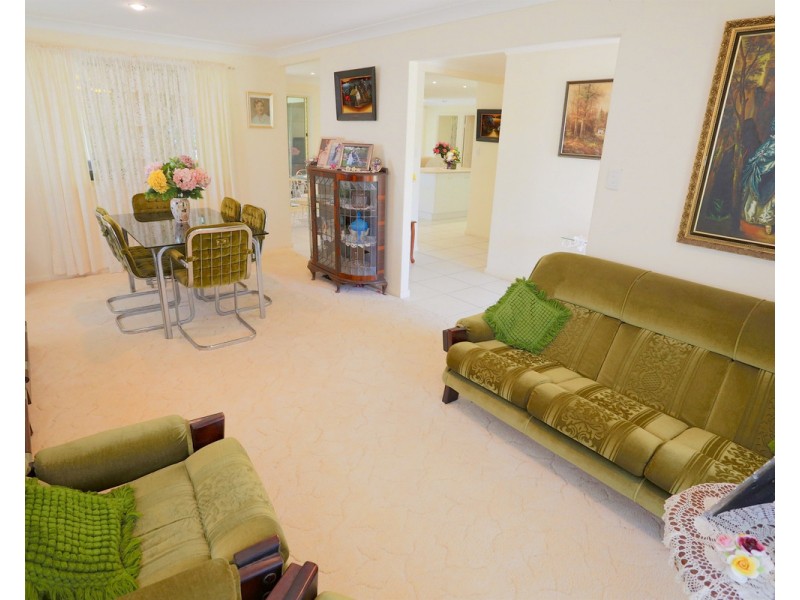 12 Haven Road, Emu Park QLD 4710