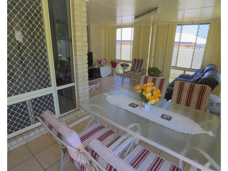 12 Haven Road, Emu Park QLD 4710