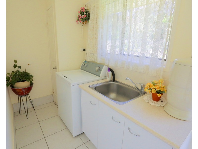 12 Haven Road, Emu Park QLD 4710