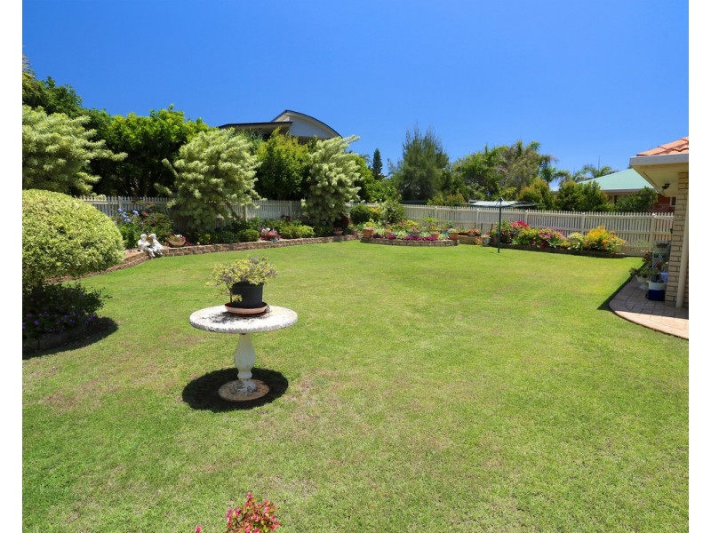 12 Haven Road, Emu Park QLD 4710