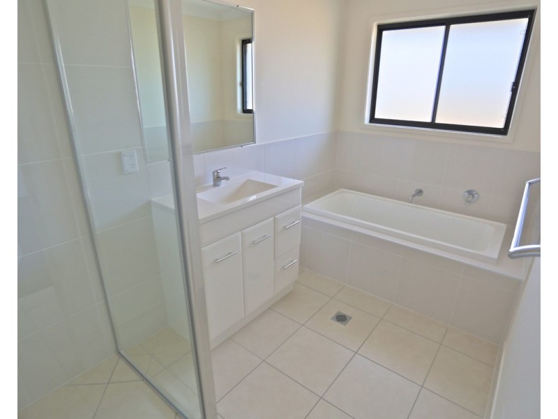 52 Eagle Heights, Zilzie QLD 4710