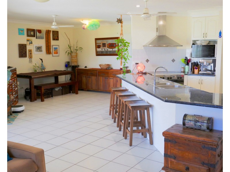 9 Monaco Drive, Zilzie QLD 4710